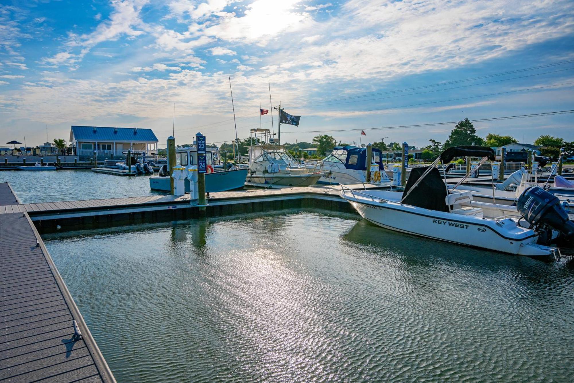 Blufin Bungalows & Marina Chincoteague Luaran gambar
